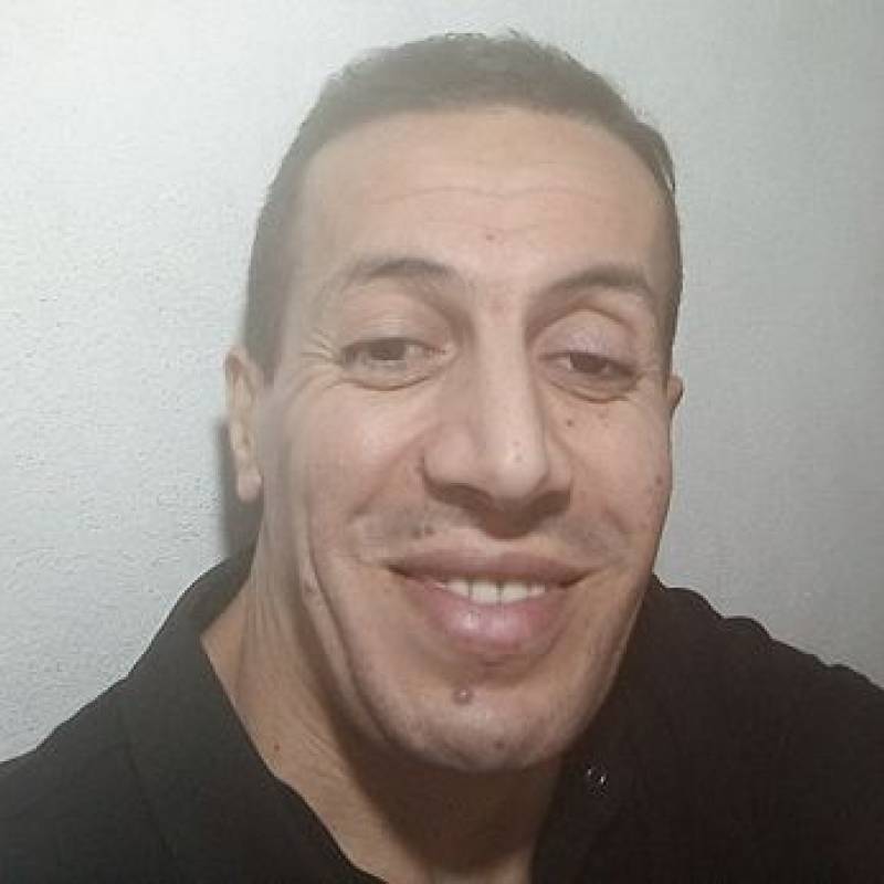 Hakim. Sekradj